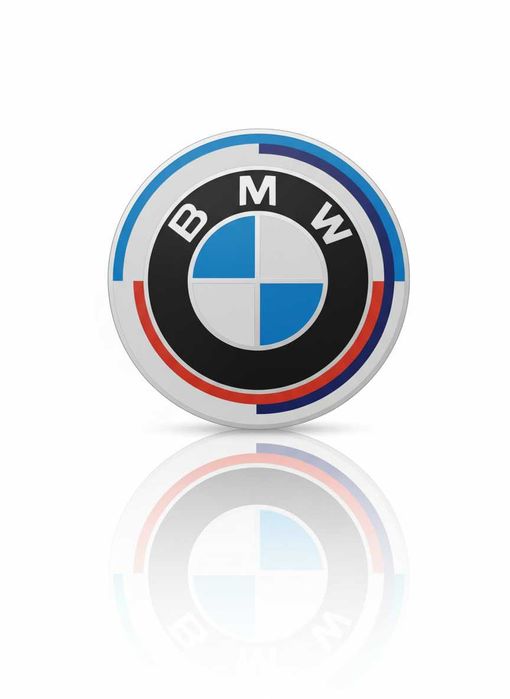 Емблема BMW/БМВ  82мм E46 E90 F30 E39 E60 F10 Подарък Тапи За Монтаж