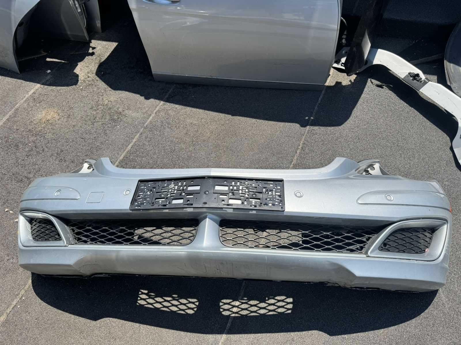 Предна броня за Mercedes R class W251
