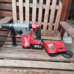 Акумулаторен перфоратор MILWAUKEE M18 FHX безчетков мотор