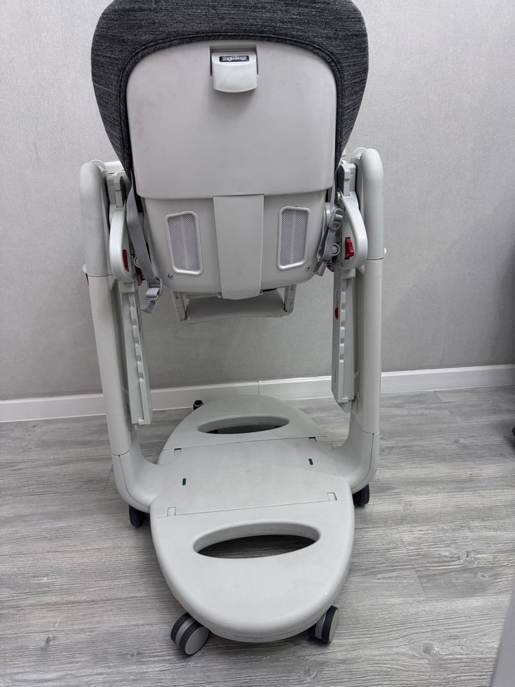 Детский Стульчик Peg Perego Tatamia Follow Me
