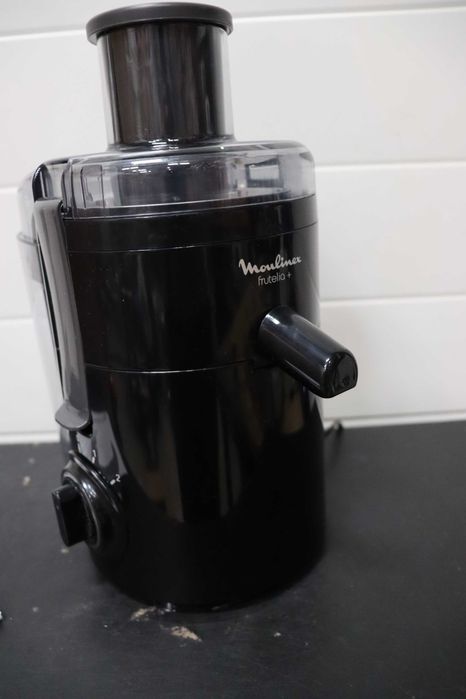 Сокоизстисквачка Moulinex Frutelia Plus, 950мл, 350W, 2скорости