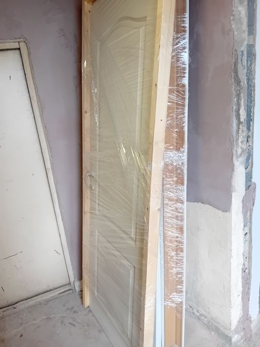 Vând ușa noua de interior