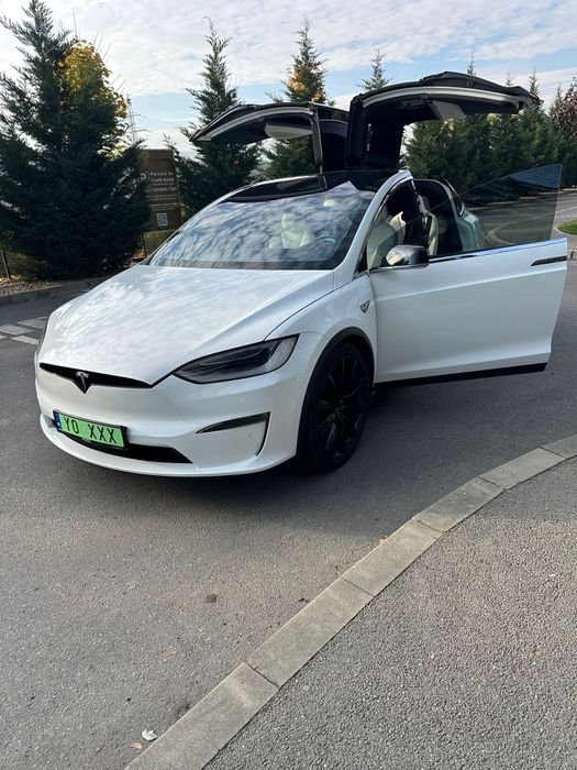 Tesla Model X 75d, încărcare gratuita,6 locuri ,suspensie aer,jante 22
