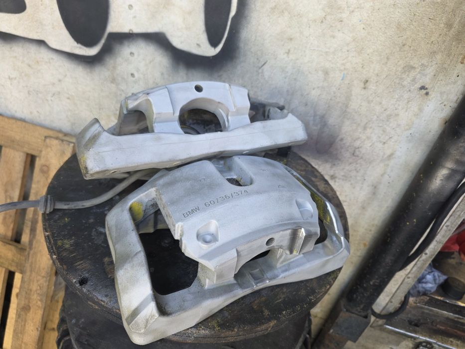 Предни спирачни апарати за  BMW F01/Е60/Е61