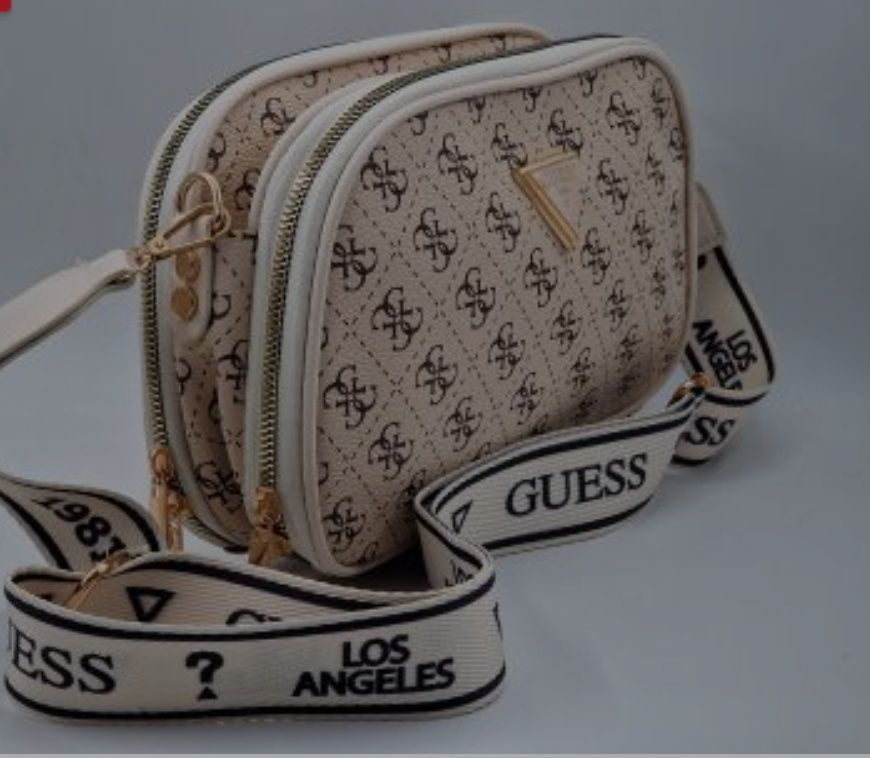 Малки чанти на GUESS