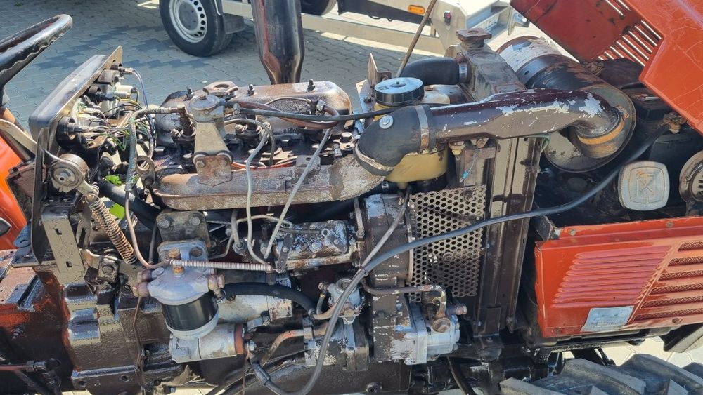 Fiat 470 DTVE tractor 4x4 viticol motor in 3 cilindri