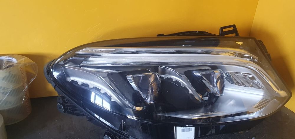 Far gle 166 sau coupe  partea   dreapta,