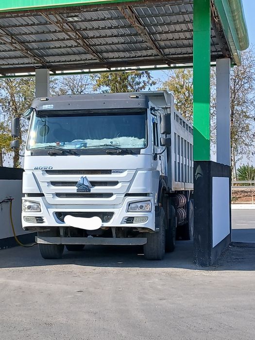 HOWO Sorokonojka (40T)