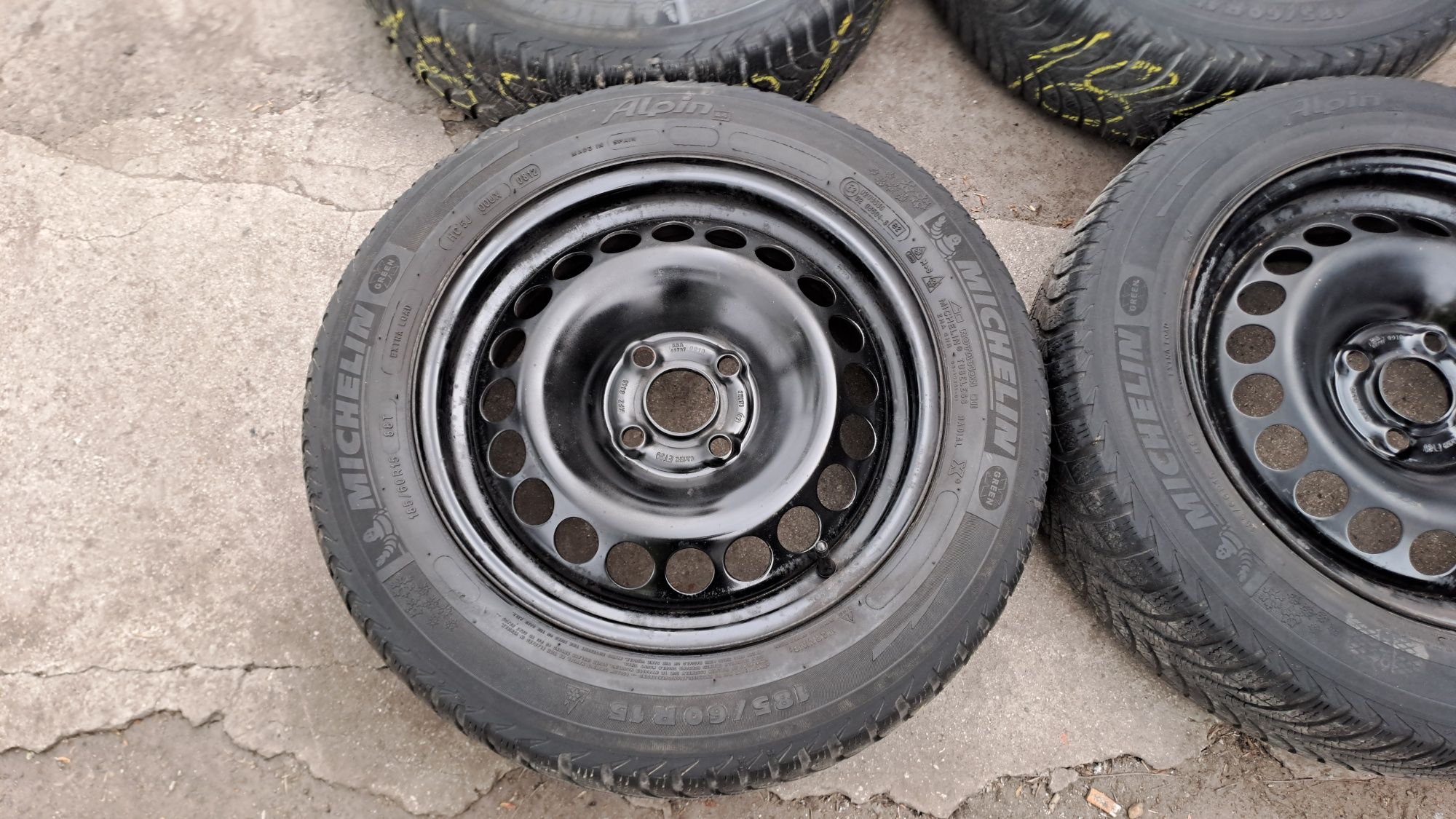 15" 4Х100мм Опел 6J ET39, 4X100 OPEL Джанти с гуми