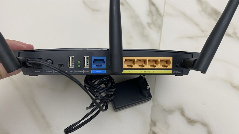 Продается роутер WiFi роутер TP-Link TL-WDR4300