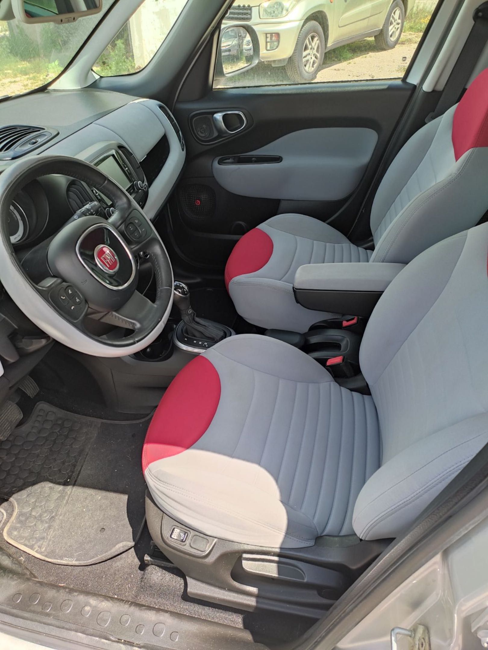 Fiat 500L 2014го.