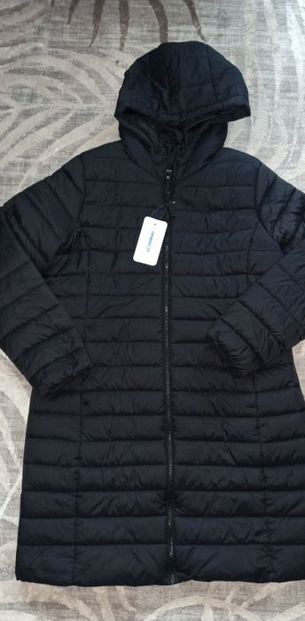 Олекотено дамско яке