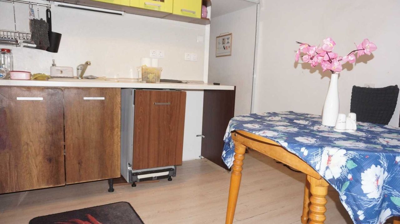 Дава се под наем Двустаен апартамент в София, Свобода - 70 кв.м за 425 € - Снимка #4
