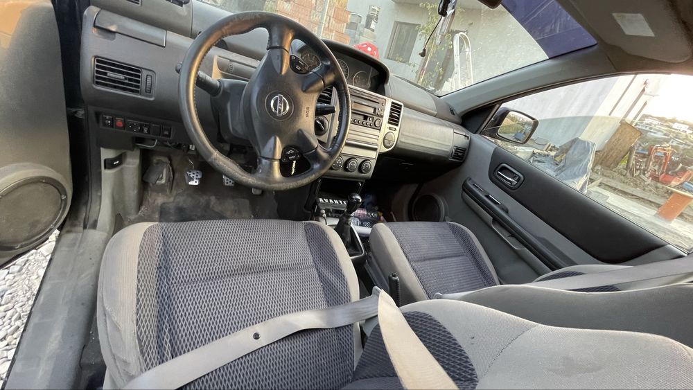 Nissan x trail T30