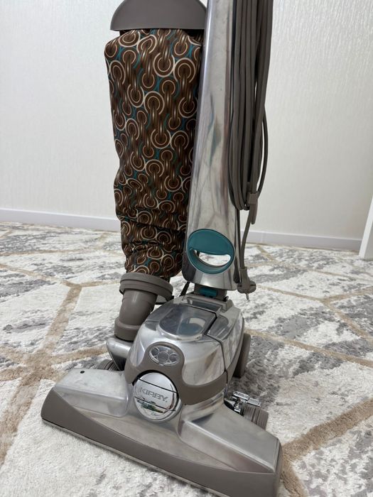 Пылесос почти как новый!