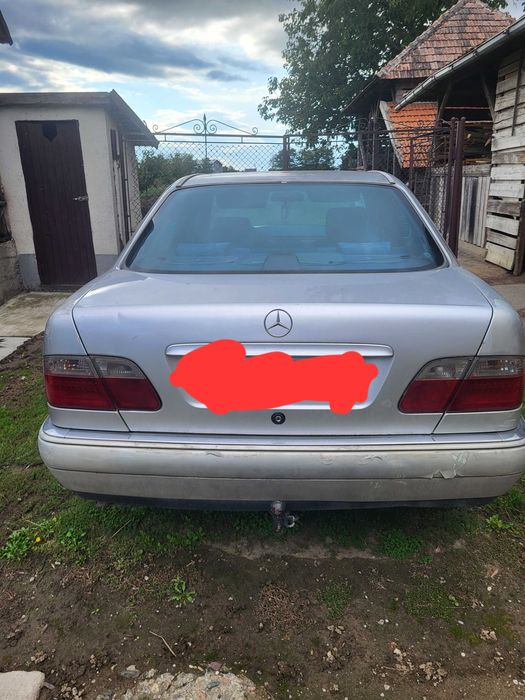 Mercedes-Benz E Class Avantgarde