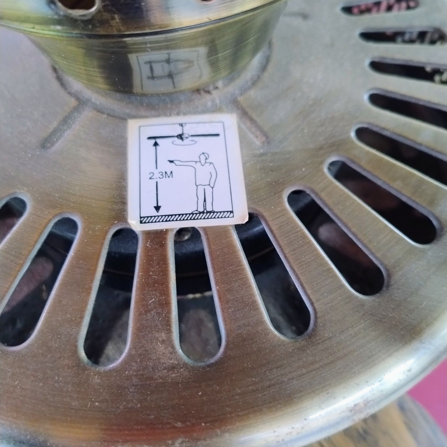 Lustra cu ventilator