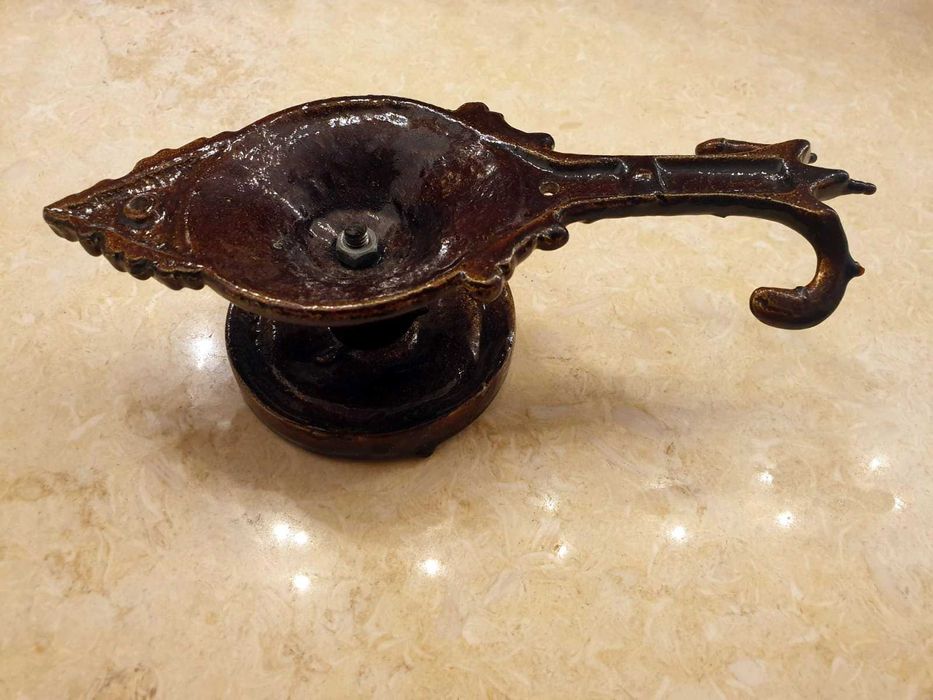 Cuier metalic fonta baroc