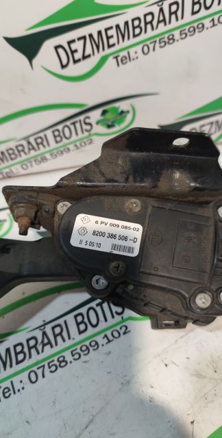 Pedala acceleratie 8200 386 506 D Dacia Logan prima generatie (faceli