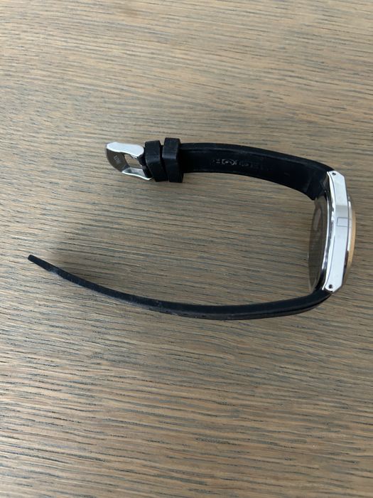 Продавам чисто нов оригинален часовник Sector No Limits C300.