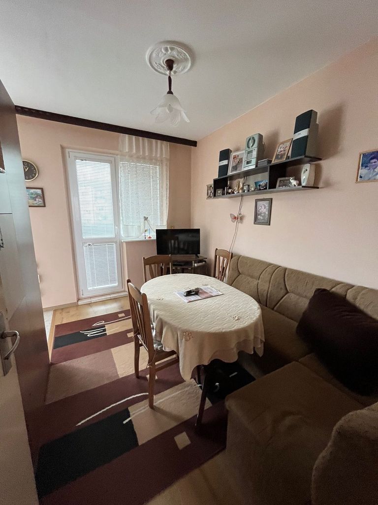 Продава се Тристаен апартамент в Варна, Кайсиева градина - 90 кв.м за 1723 €/кв.м - Снимка #2