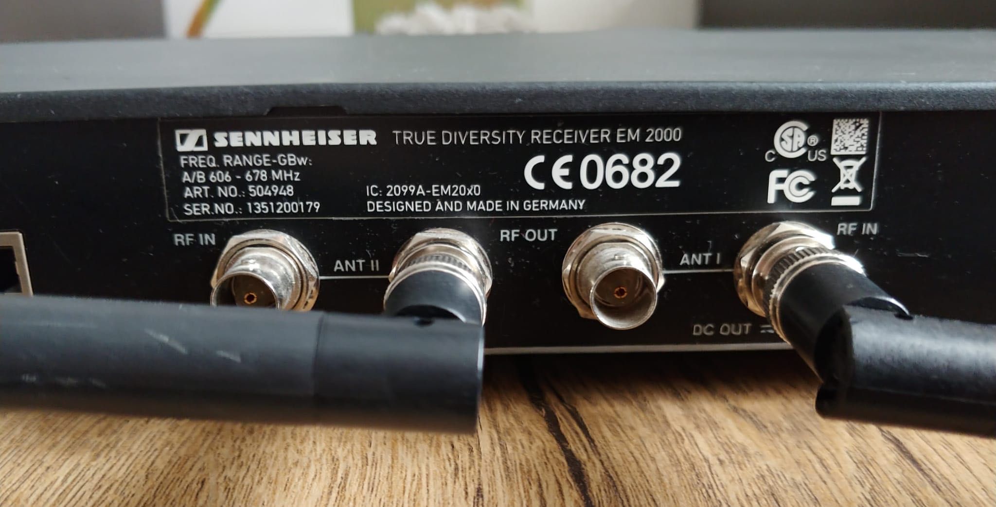 Sennheiser EM 2000 True Diversity Receiver 606-678 MHz