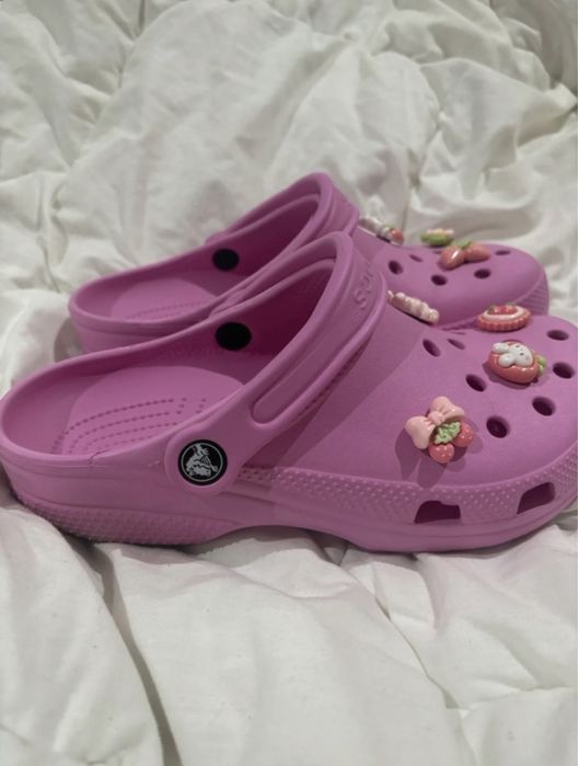 papuci CROCS noi