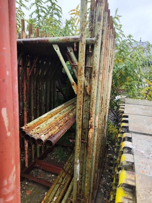 Schela metalica de vanzare