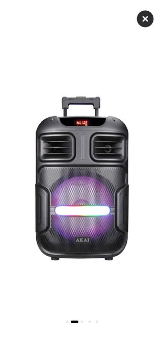 Boxa noua Akai Party cu microfon