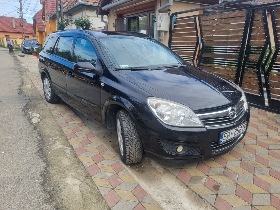 Vând Opel astra 2008