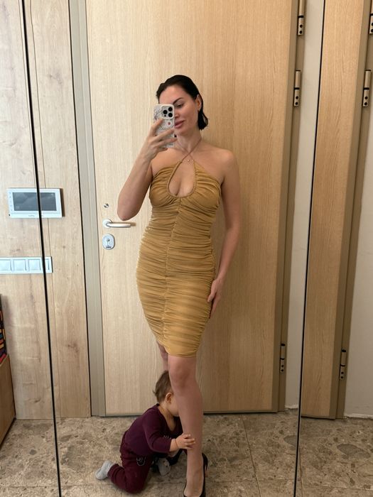 Нова рокля в S/XS размер на OhPolly