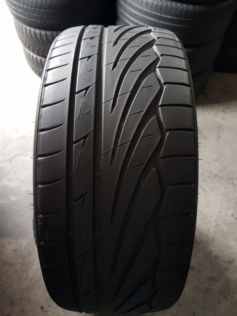 Toyo 235/35 R20 92W vară