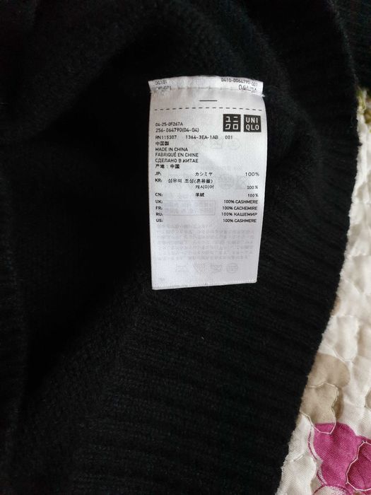 Pulover negru casmir Uniqlo