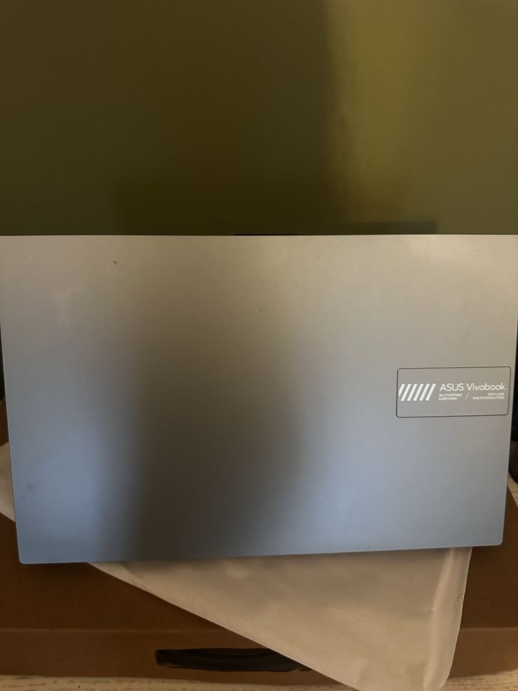 Лаптоп ASUS Vivobook go 15