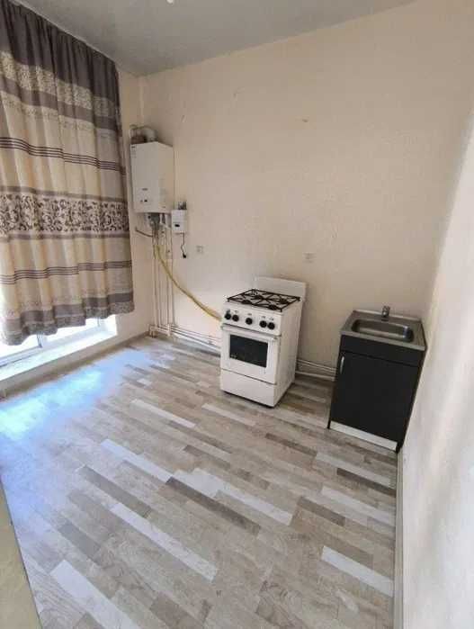 Продается 1 комнатная квартира, Район Янги Хаёт 3 а, метро, 0837