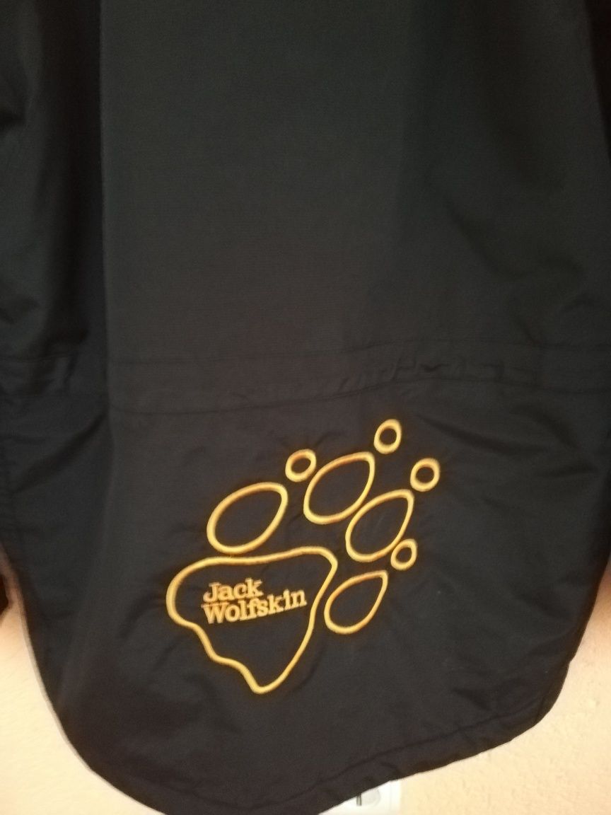 Geaca Jack Wolfskin M/L impermeabila bărbati