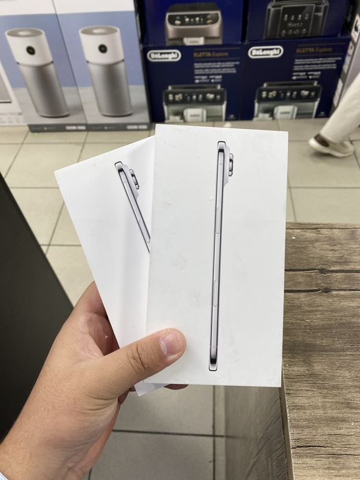 iPhone Air (17) 256gb  Mix