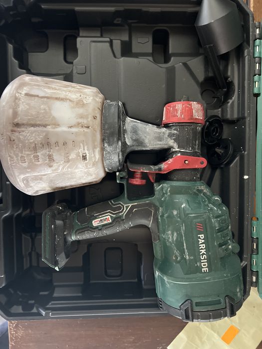 Акумулаторен пистолет за боядисване Parkside