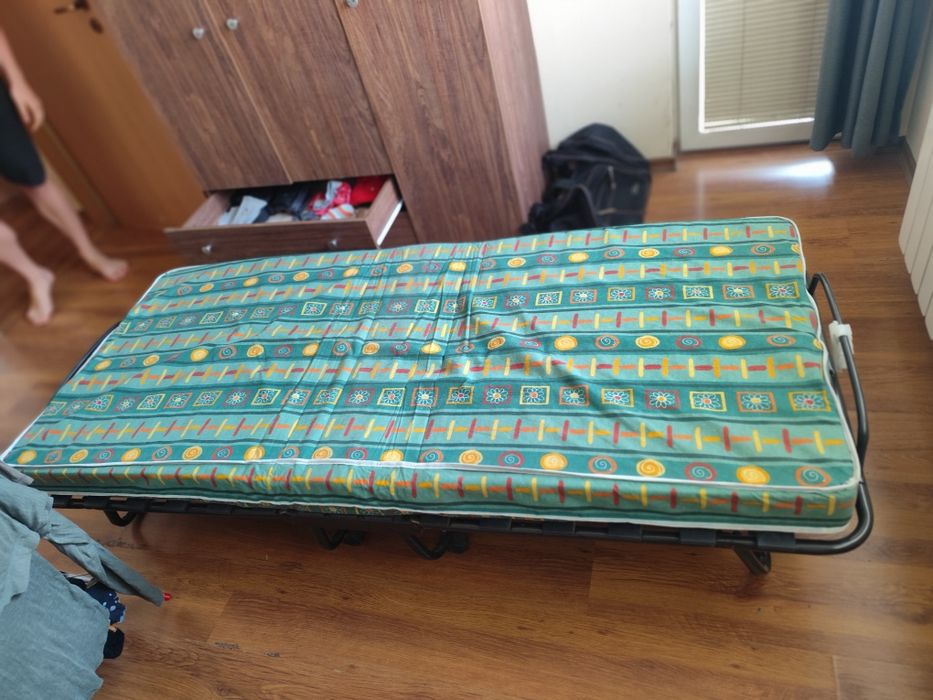 Сгъваемо легло с подматрачна рамка