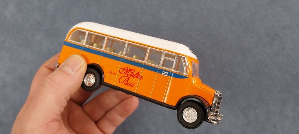 Ретро играчка - "Автобус"