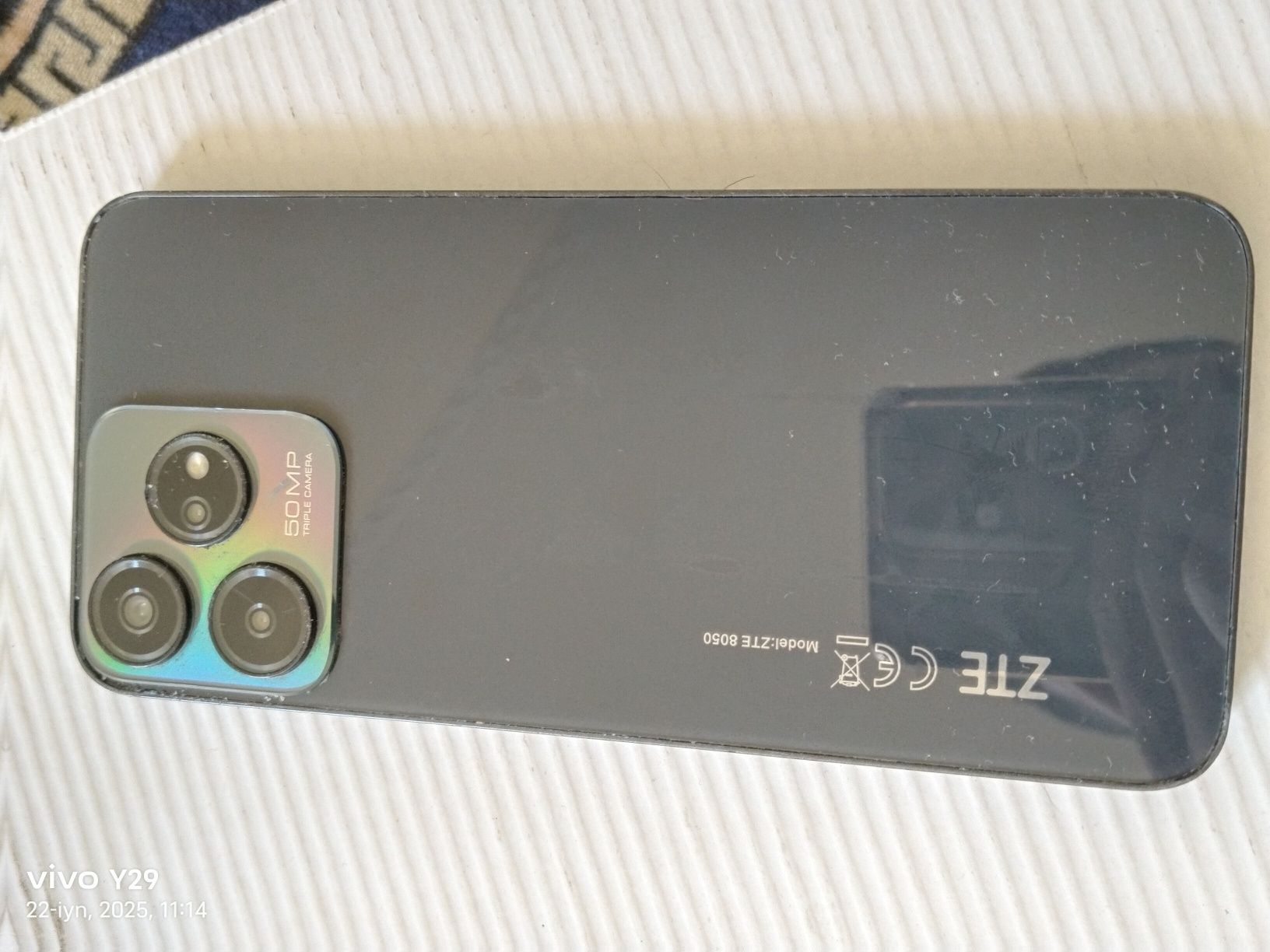 ZTE Blade V50 Design (8050) — 8/256 GB — Ishonchli holatda