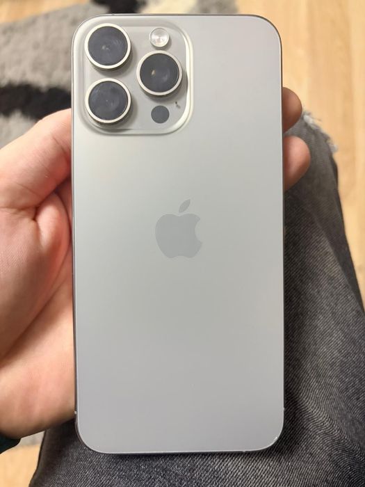 Vand iPhone 15 pro max 256