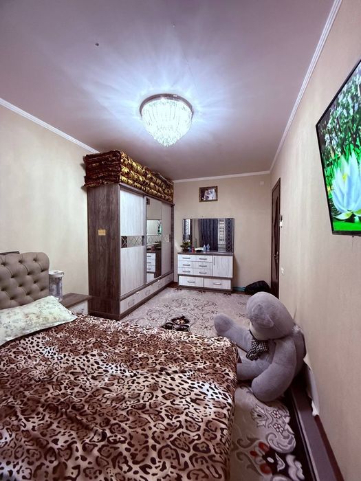 Навоий шахар 1-мактвб олди. ZGG дом.