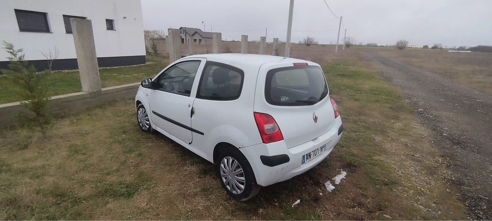 Vand Renault Twingo dezmembrari