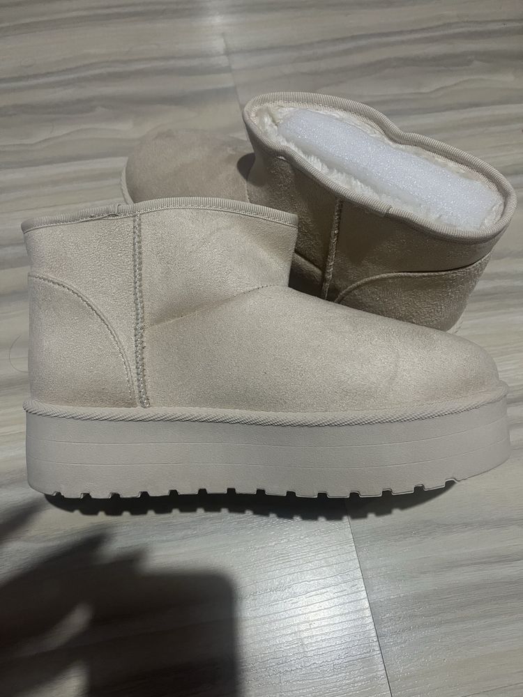 Ботуши от  Shein