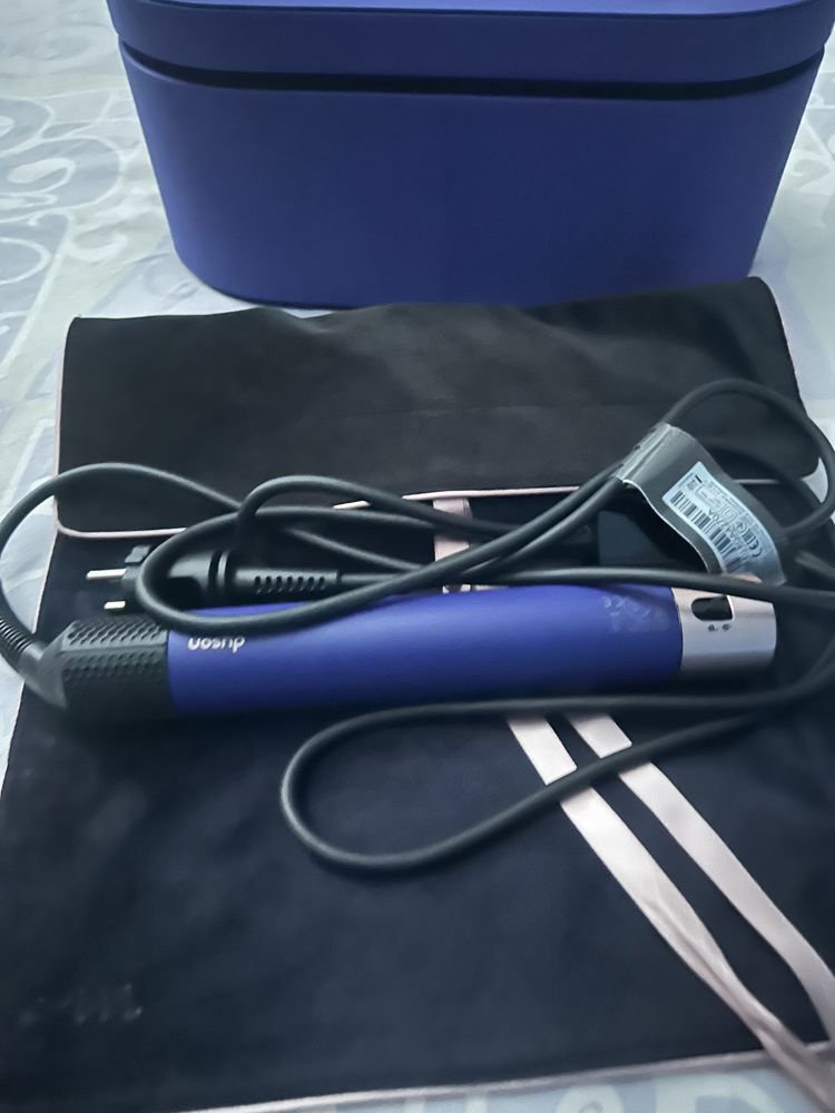 Маша сешоар Dyson