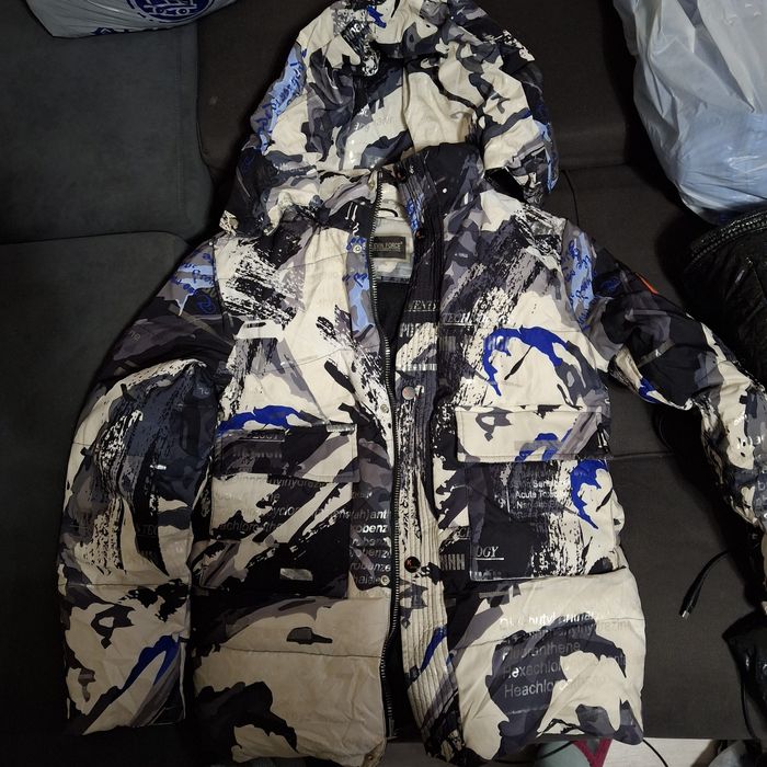 Зимний пуховик на мальчика 140р