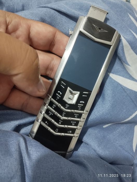 Vertu telefon — nafislik va sifat uyg‘unligi