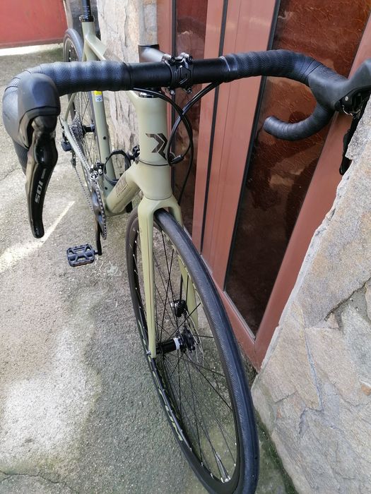 Шосеен RADON Carbon, 2*11 Shimano 105, Хидравлични спирачки