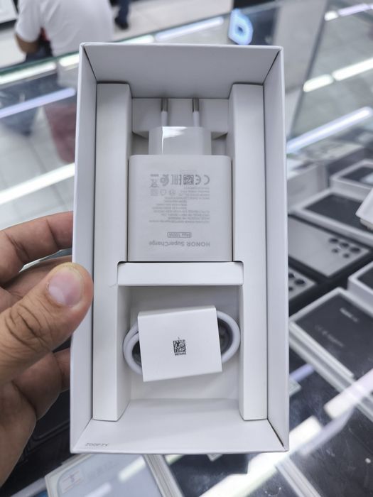 Honor 200 pro 12/512 qora yangi